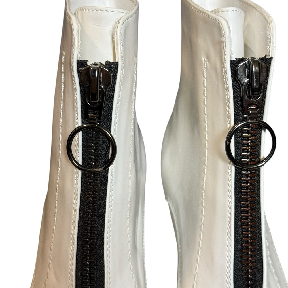 Simply Vera Vera Wang White Ankle Boots - Picture 5 of 12